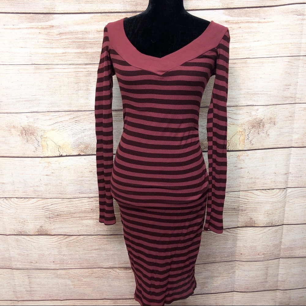 Tee Party Shirred Off-the-Shoulder Stretch Dress